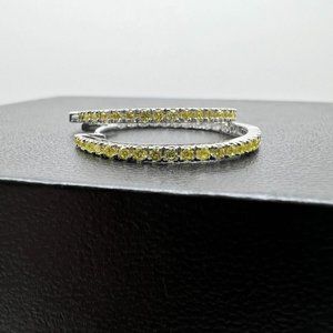 18K WHITE GOLD EARRINGS WITH 56 ROUND BRILLIANT YELLOW DIAMONDS BAR SETTING